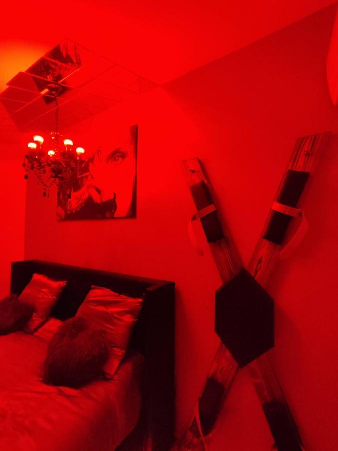 Gite Ange Ou Demon, Jacuzzi, Sauna, Marches De Noel Benfeld Exterior foto